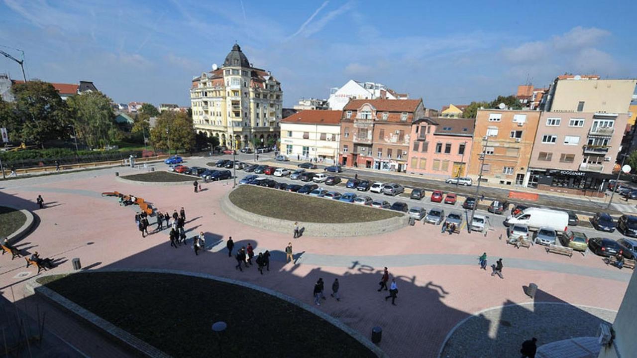 Centar Novi Sad-Studio No. 2 ภายนอก รูปภาพ